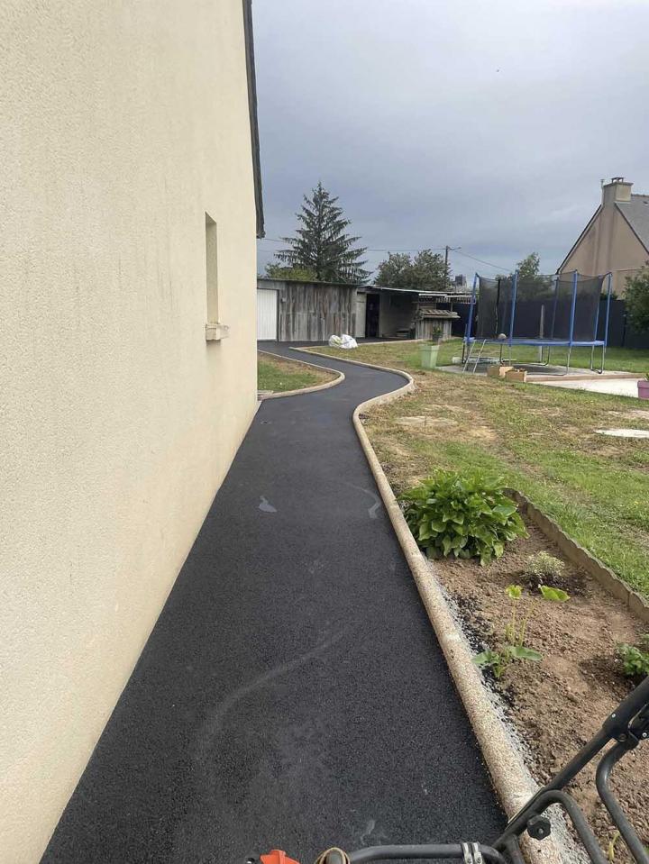 Application d'enrobés Montauban-de-Bretagne