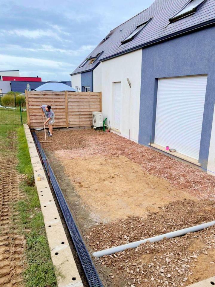 <p>Aménagement extérieur, Montauban-de-Bretagne</p>